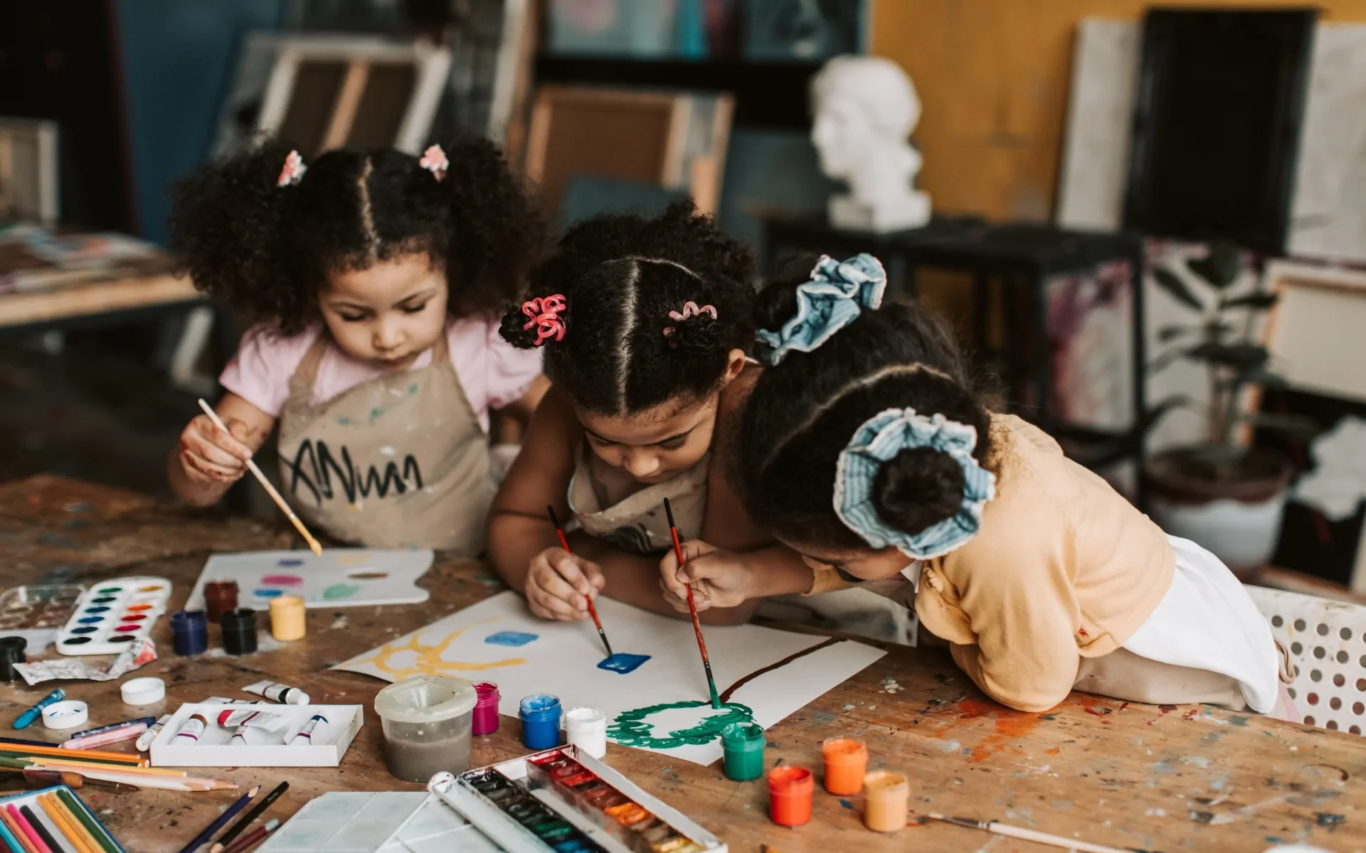 How To Help Your Child Nurture An Art Hobby in 2025